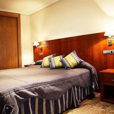 Turisticos Cristo Del Consuelo Hotel 2*